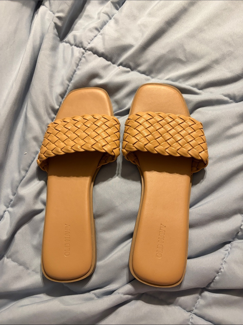 Old Navy Woven Slide Sandals in Tan